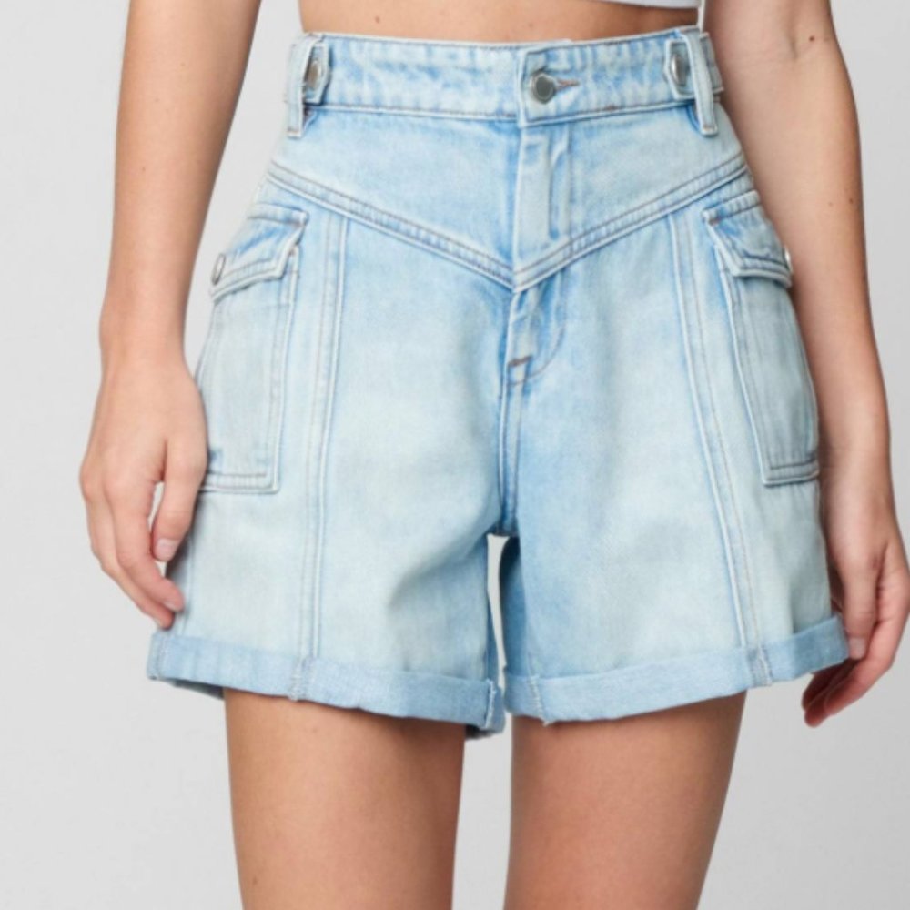 NWT Blank NYC Perry Mom Jean Short in Happy Dance